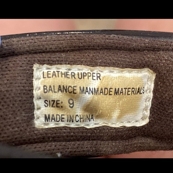 Volatile Flipflops - Picture 7 of 7